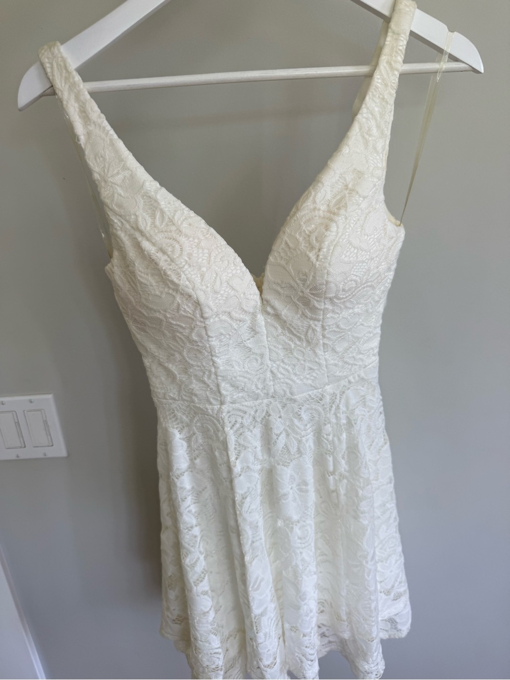 Emerald Sundae White Lace V-Neck Mini Dress
